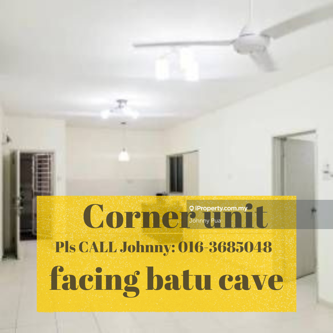 Big layout with corner lot