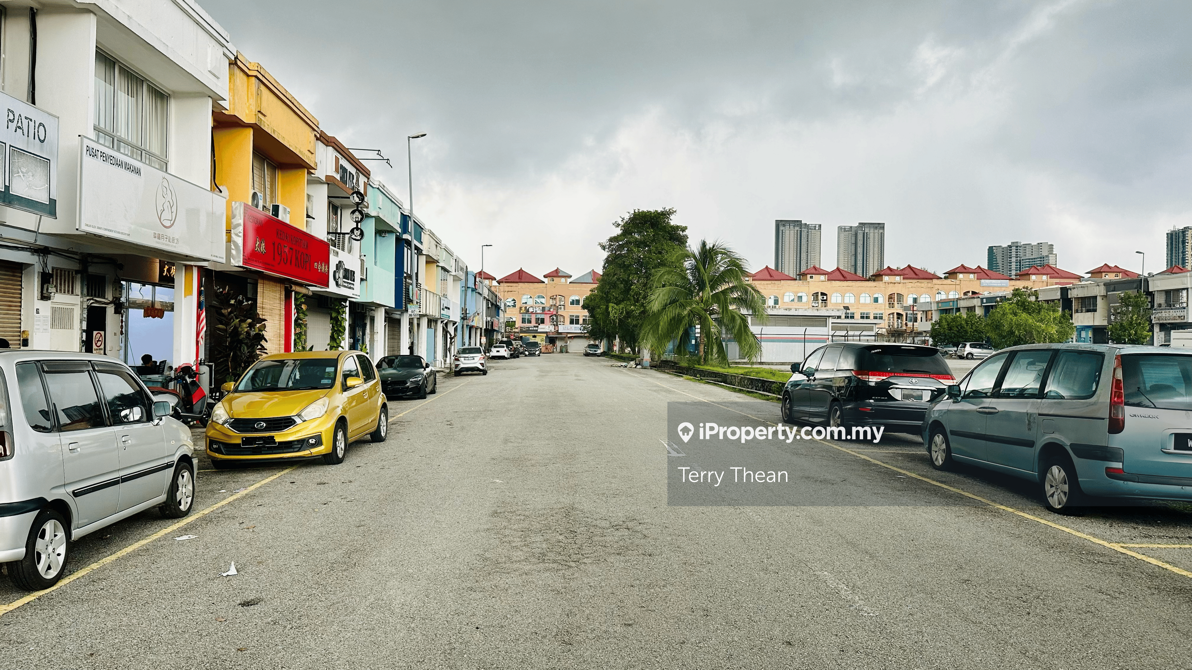 1.5 Storey Shop For Sale @ Bandar Puteri 5