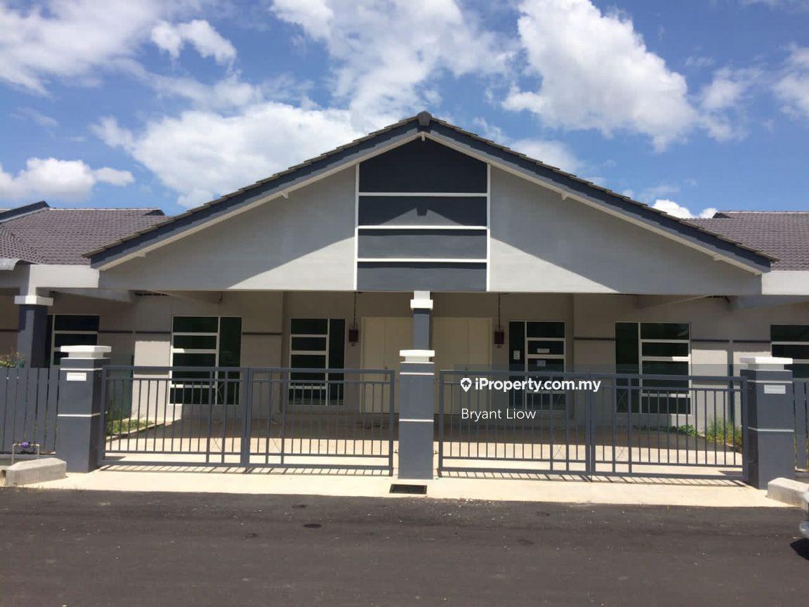 Terrace house for Sale