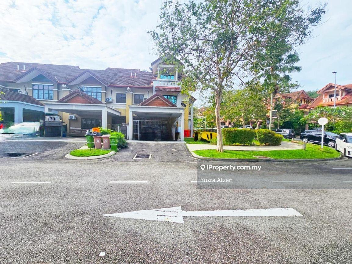 Corner lot superlink 2 1/2 storey terrace presint 16 putrajaya