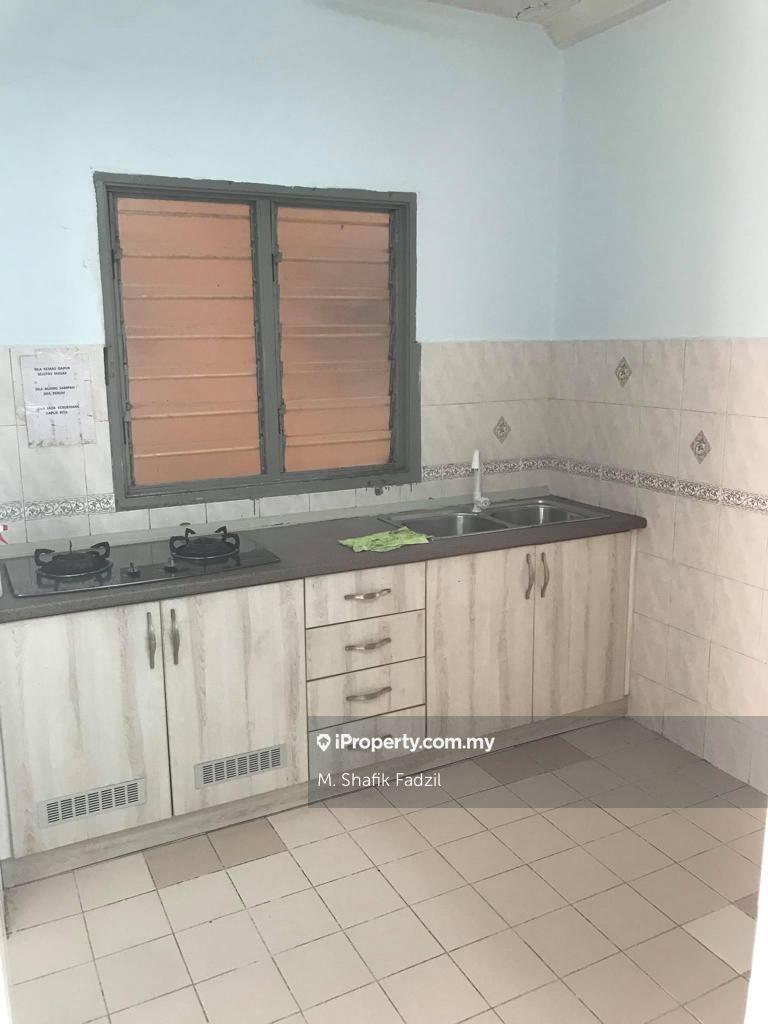 Hot Unit Intana Ria 2, Seksyen 7, Bandar Baru Bangi