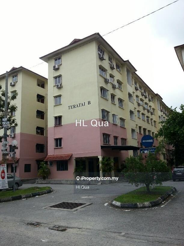 Apartment near Kota Dmsra MRT station for sale