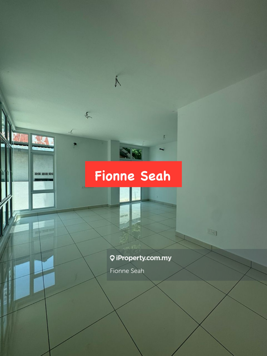 Landed Sale 3 Sty Bungalow Near Jelutong 5005sqft 
