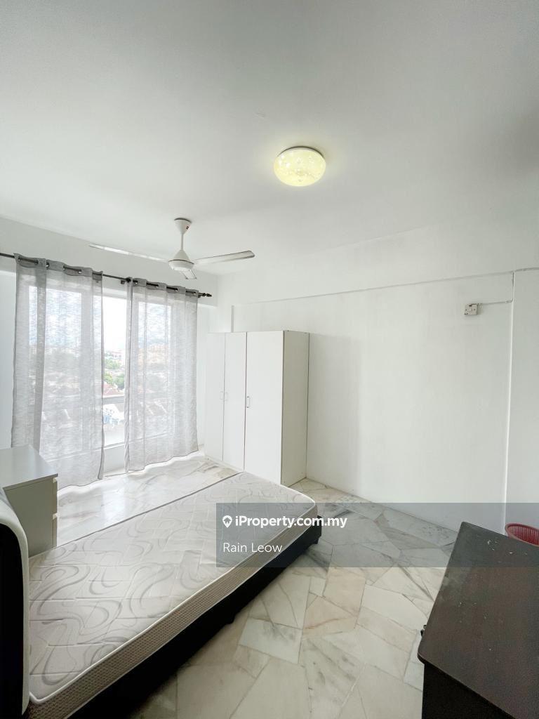 Pangsapuri Seri Pinang At Bukit Serdang, Seri Kembangan For Sale!