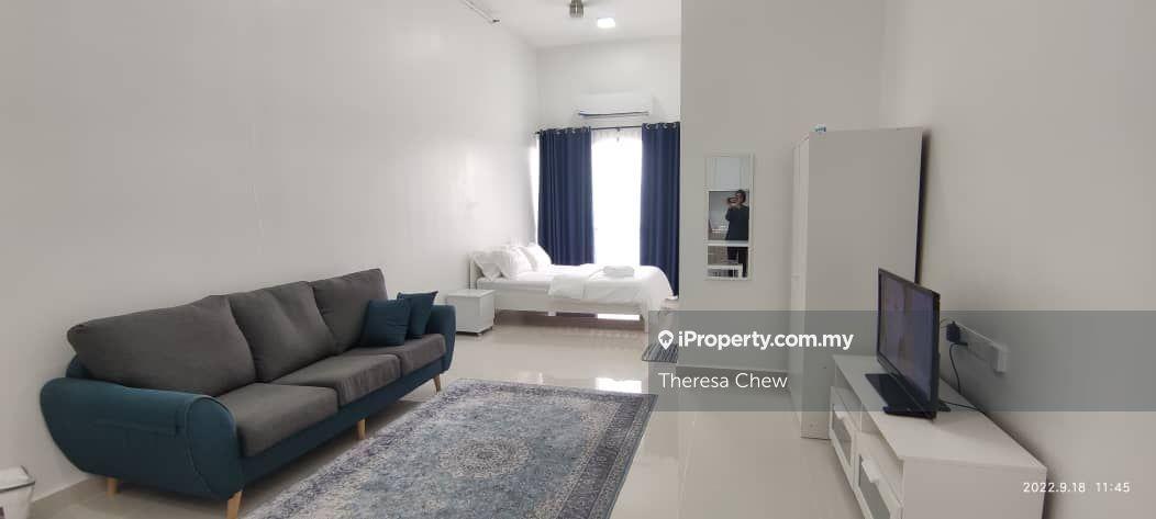 Core Soho Suites Freehold Furnished Studio