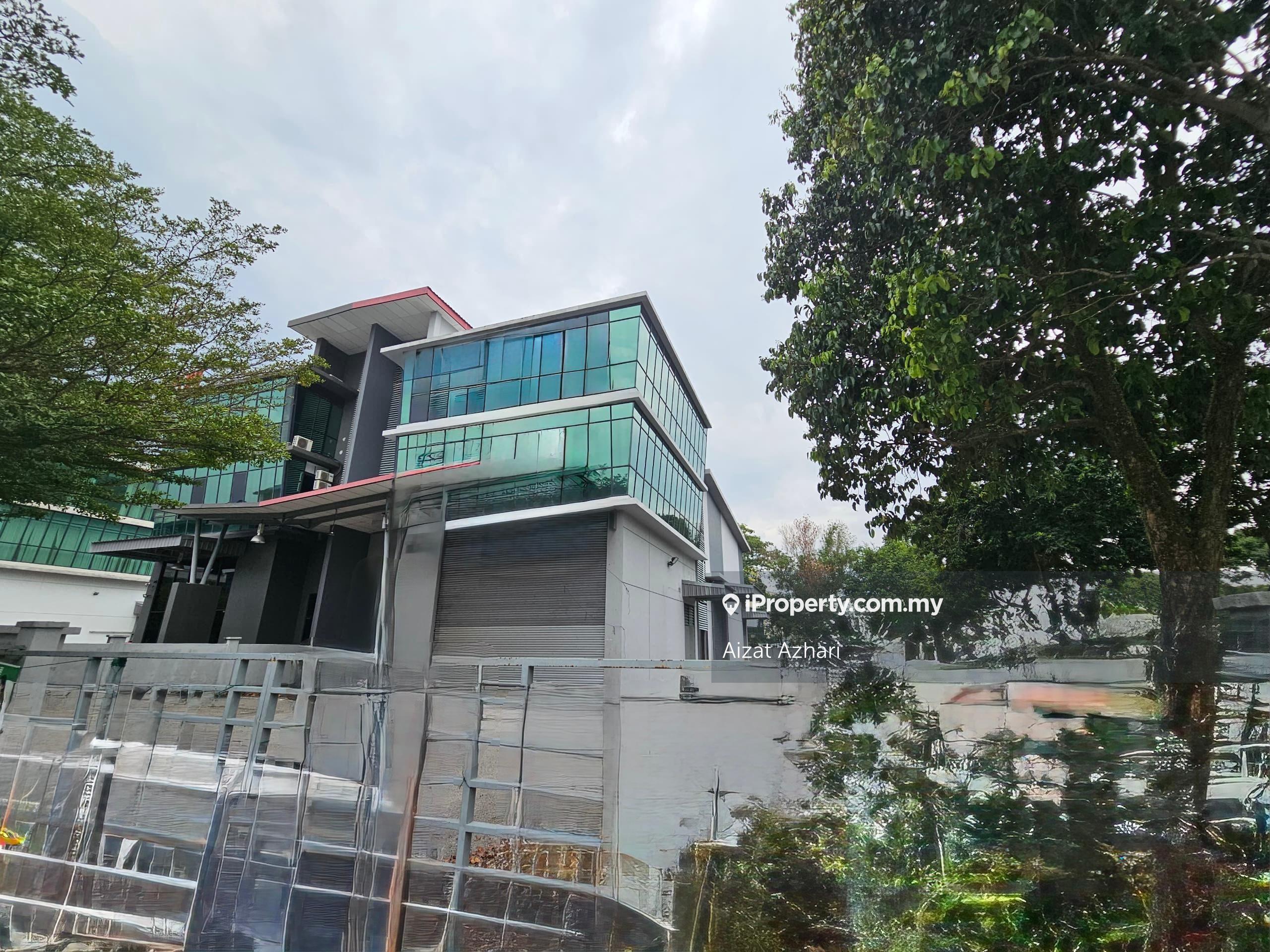 3 storey Semi-D multi-functional warehouse