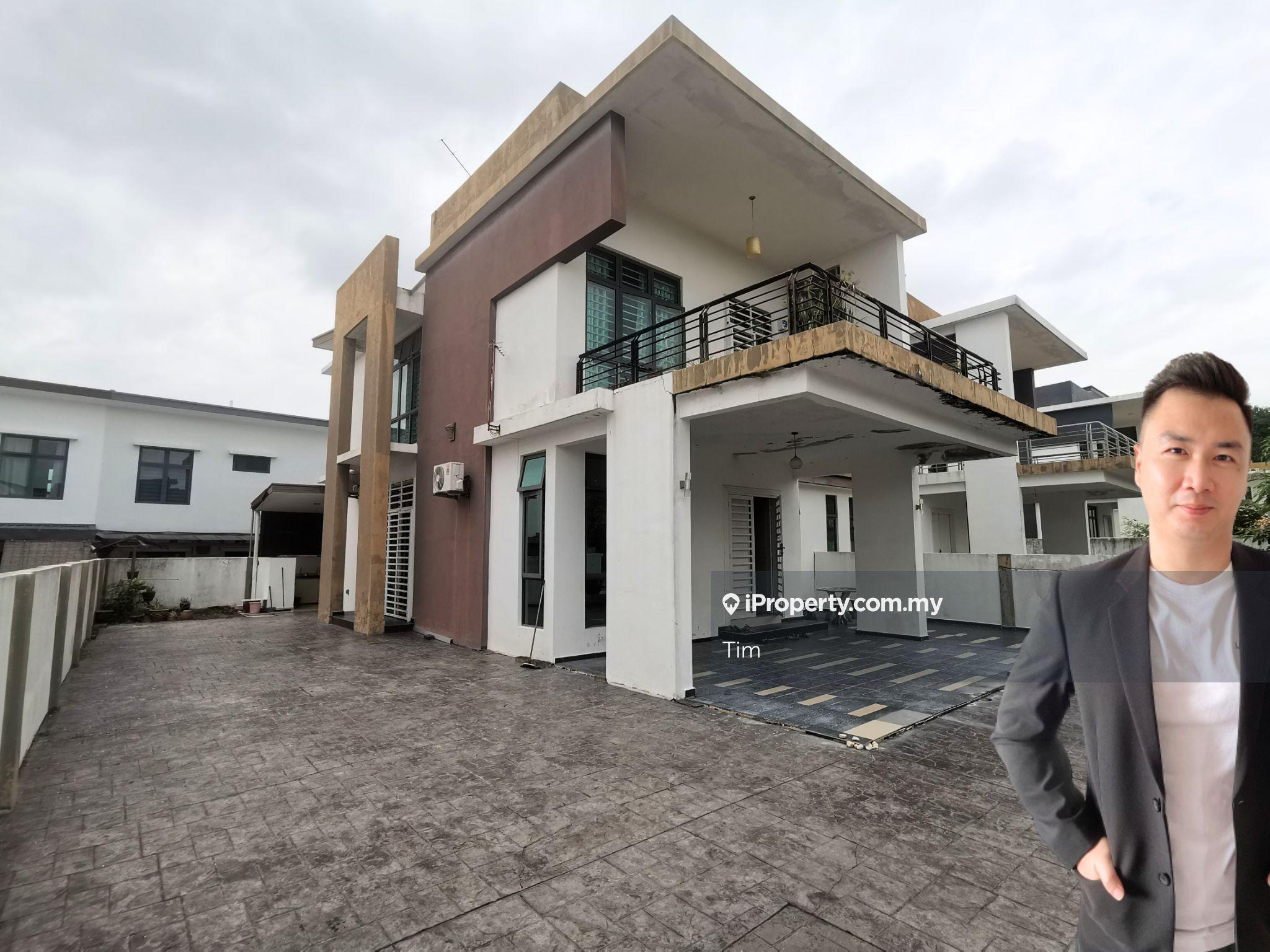 Gated Guarded & Renovated Semi D. Welcome to View and Discuss