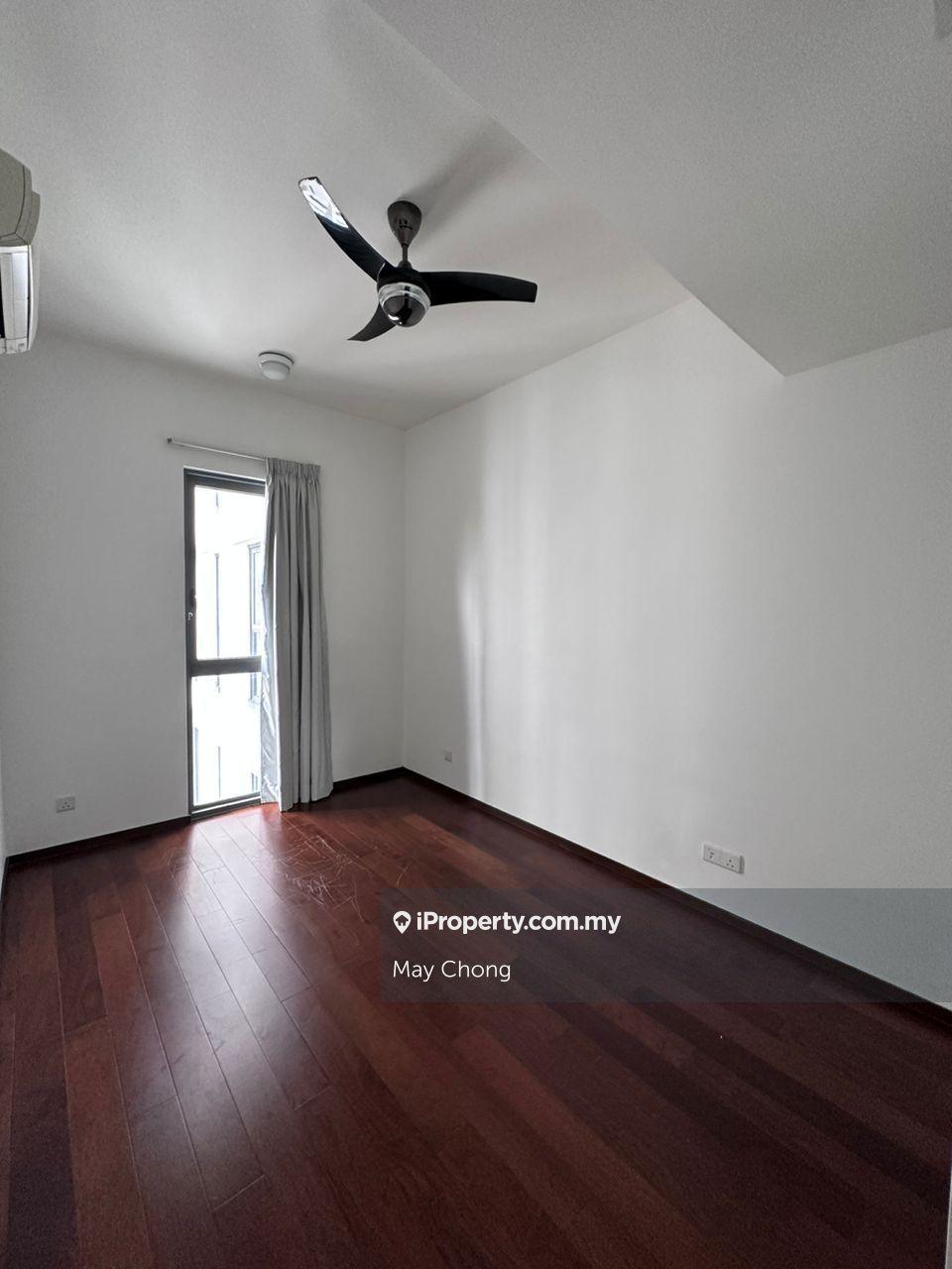 Breezeway Condo well maintained unit for rent 