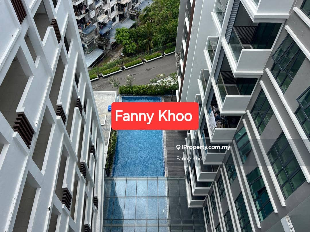One jesselton/2 parking/5r4b duplex penthouse