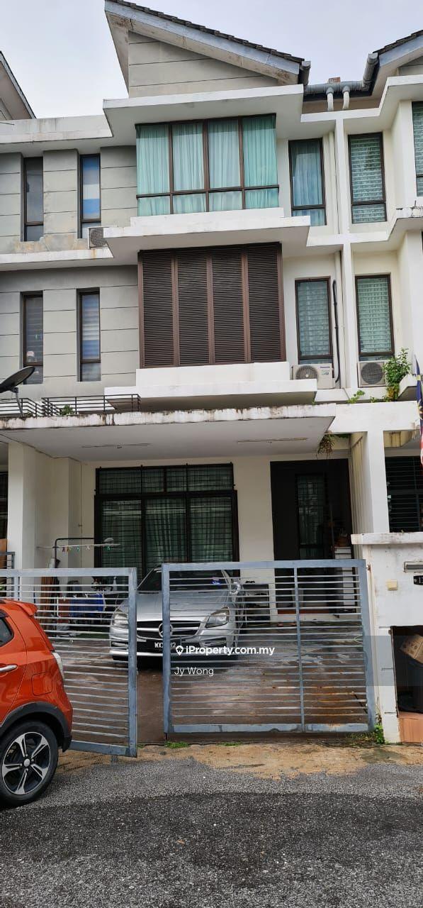 2.5 Storey, Gated Guarded