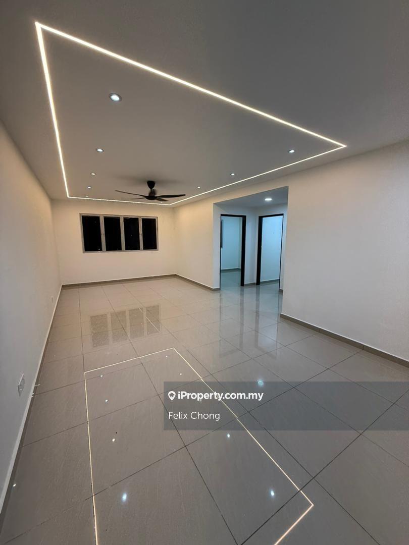 Desa Belantik Medium Cost Apartment,Sri Stulang,Johor Bahru,Renovated
