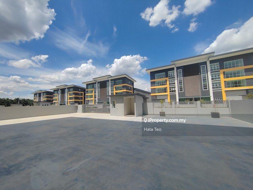 Prime location Telok Panglima Garang Corner Factory Sale and Rent