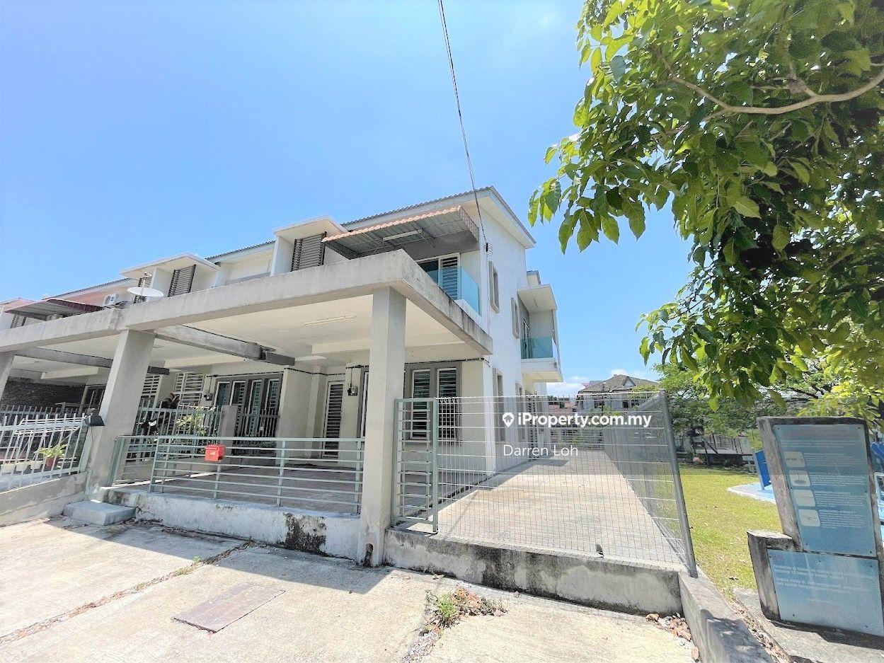 2 storey Corner House @ Dengkil