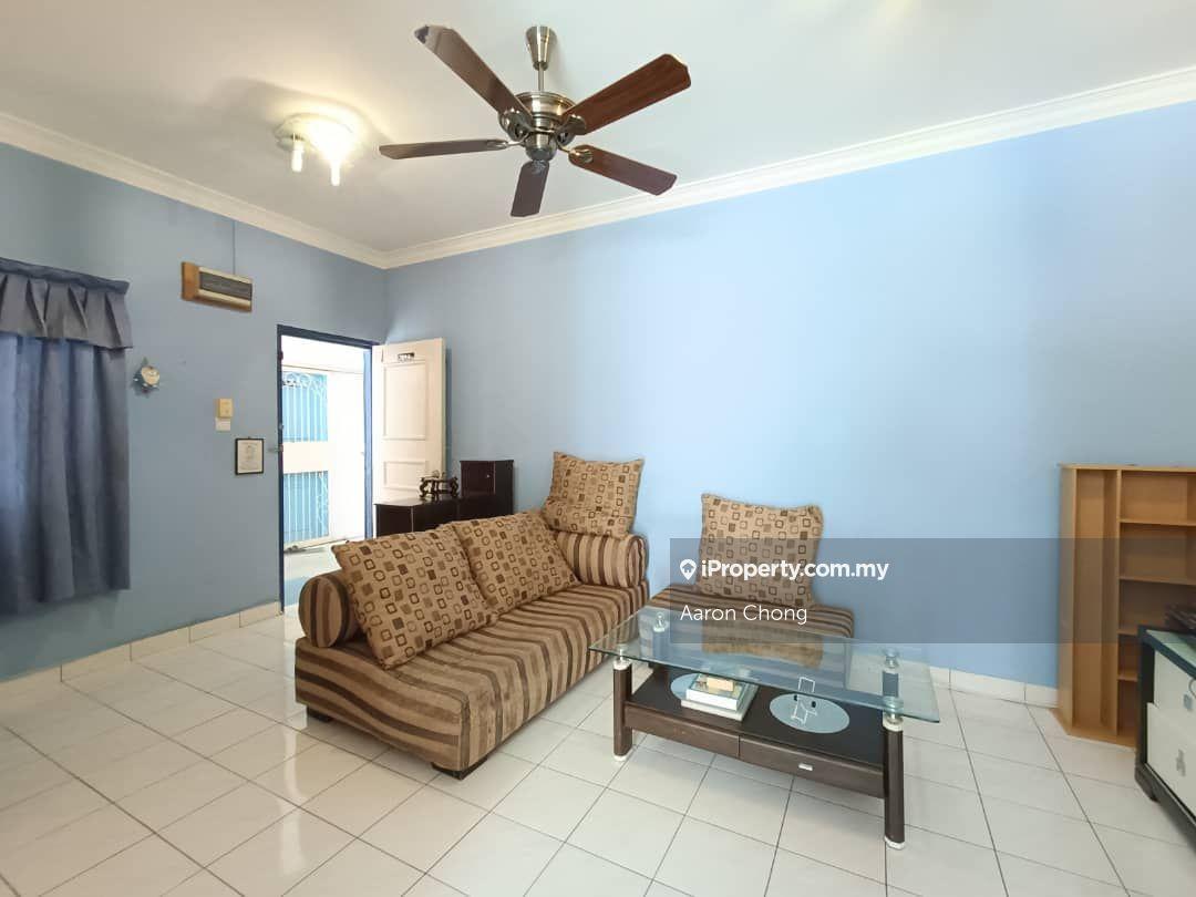 Beverly Hills Apartment Phase 3 Fully Furnished Bundusan For Sale