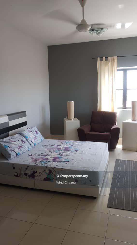 Below market Price with Corner unit 2 Carparks
