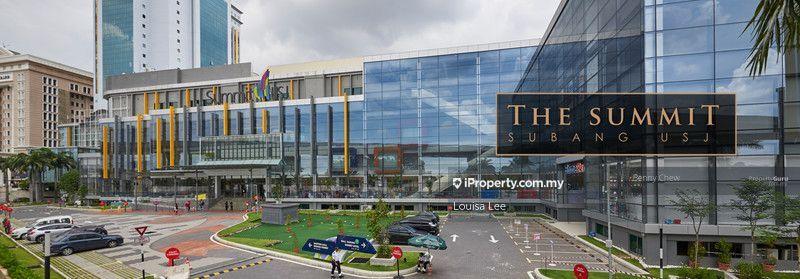 Retail space for Sale
