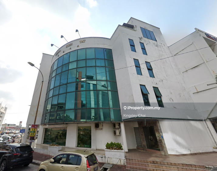 Kawasan 18, Klang 4 Storey Shop Lot For Sale