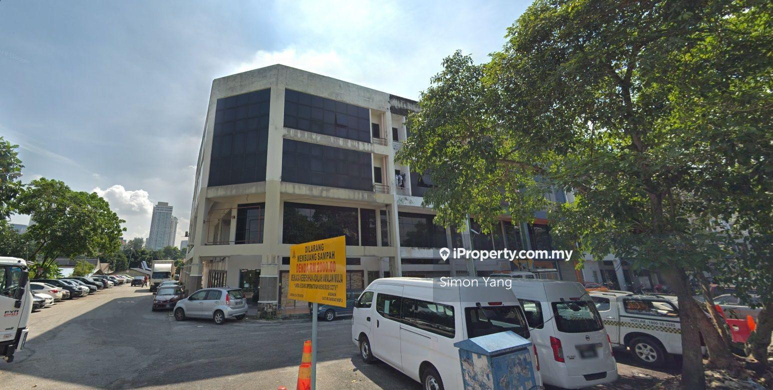 Kayu Ara Business Park Facing Main Road 