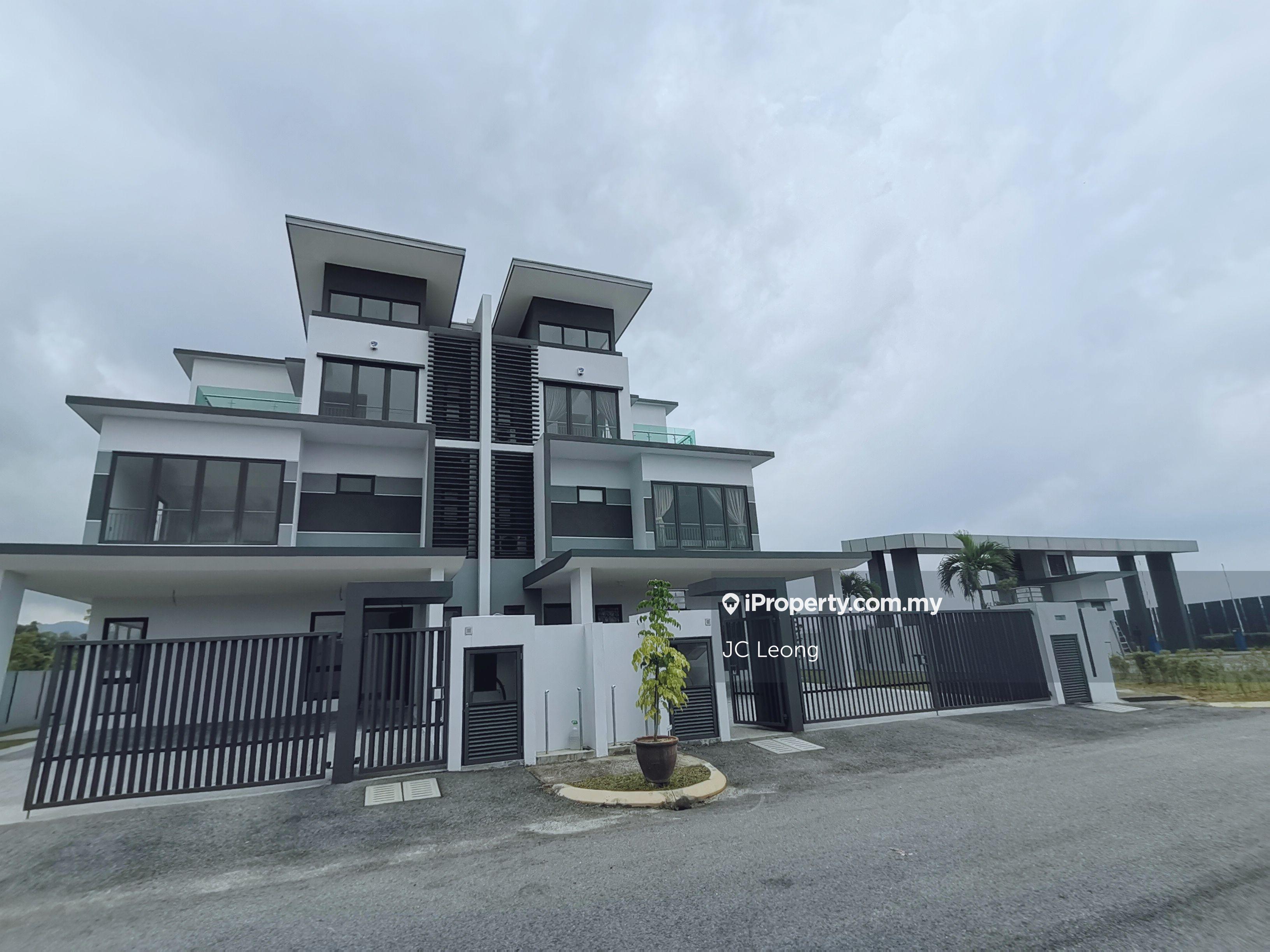 New 3 storey semid for sales