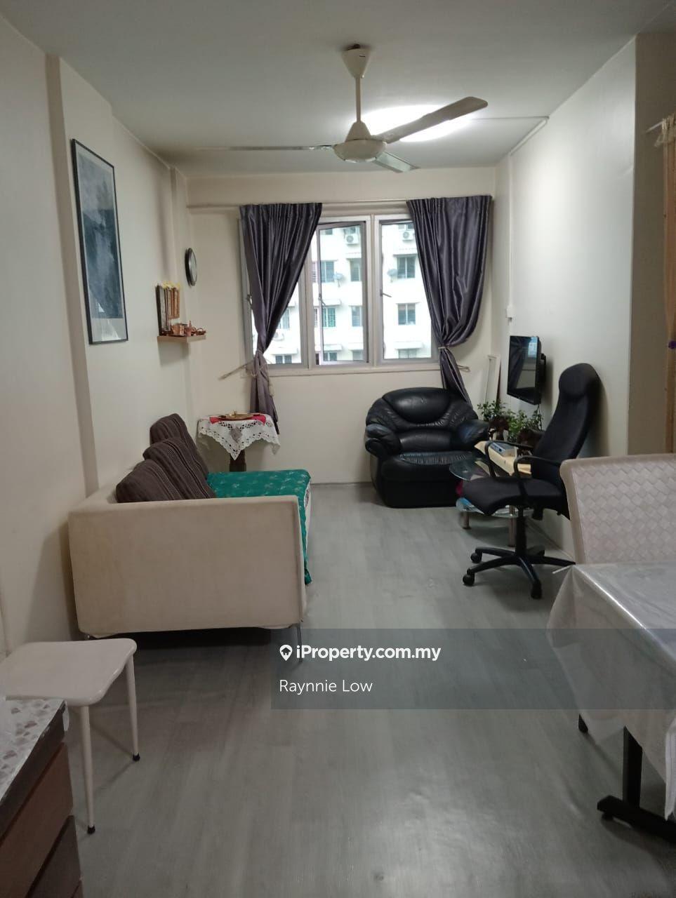 Sri Saujana Apartment Macallum St 3-rooms Partially Furnished 1-cpk