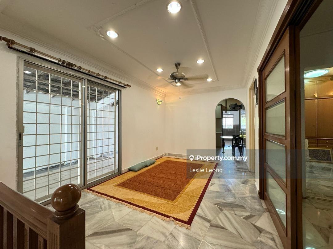 Extra Long Semi-D Desa 2 Bandar Country Homes Rawang For Sale