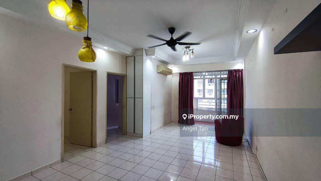 Nicely Renovated Good Condition Apartment Jati 2 Unit @ USJ 1 for Rent
