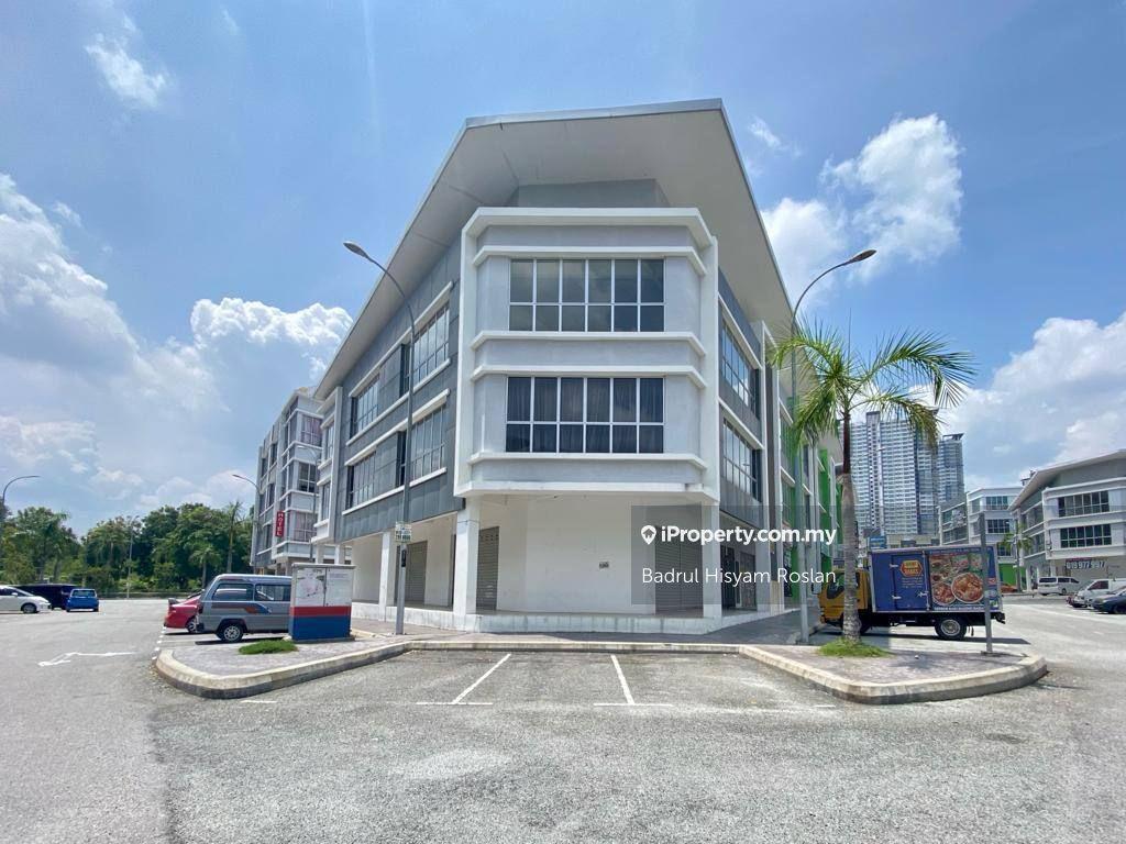 Corner Freehold 8000ft 2 Storey Shop Lot Kubica Square Bangi