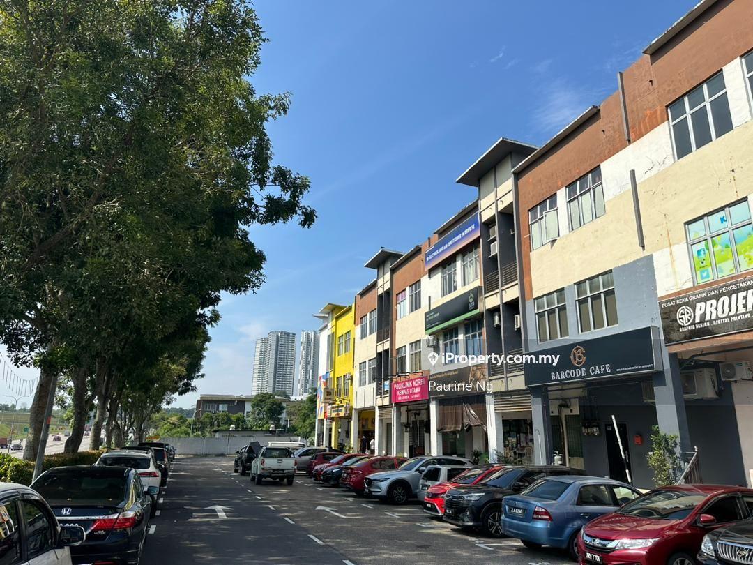 Taman Kempas Utama facing main road shoplot for rent