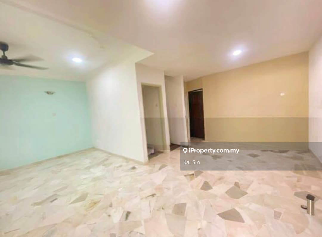 Taman Skudai Baru Double Storey For Rent