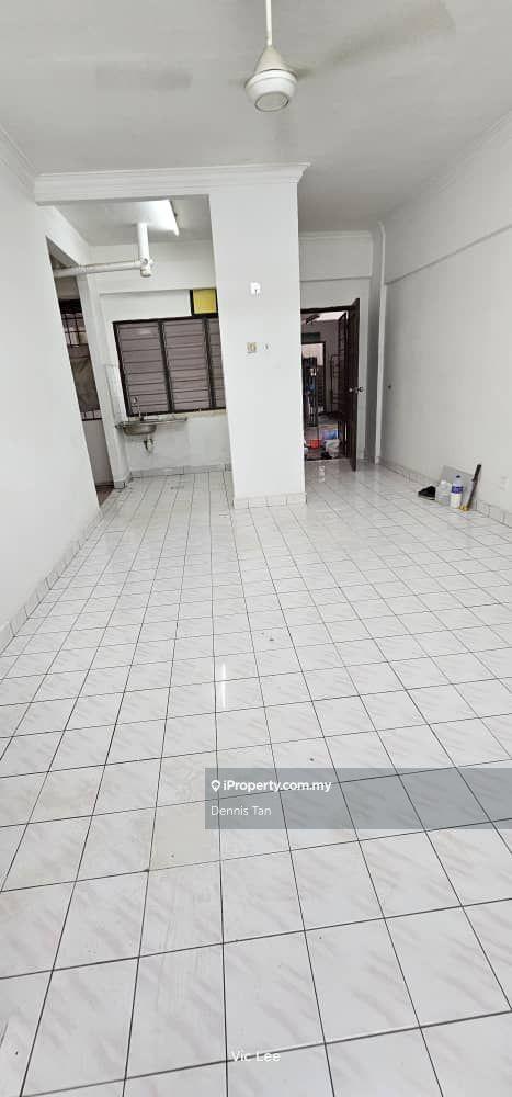 Pangsapuri Dahlia Bandar Baru Klang