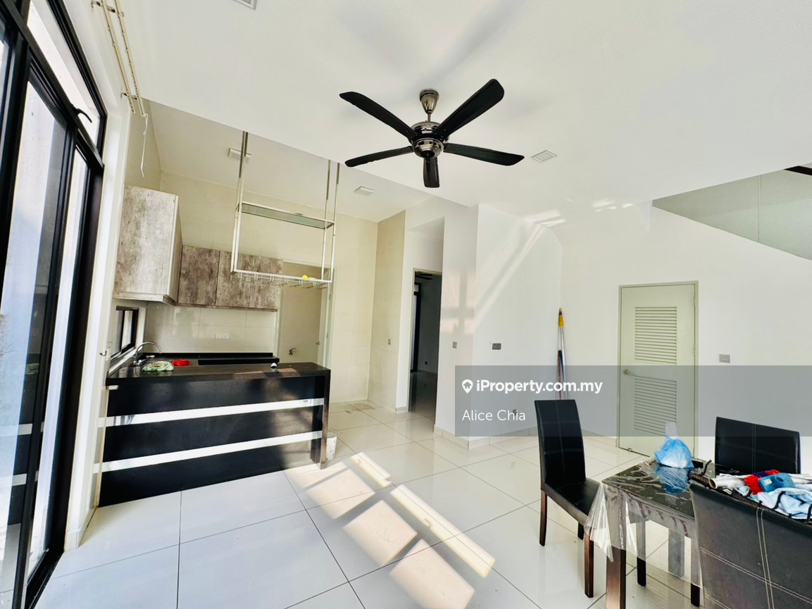 Cluster at Canal Garden South for sale