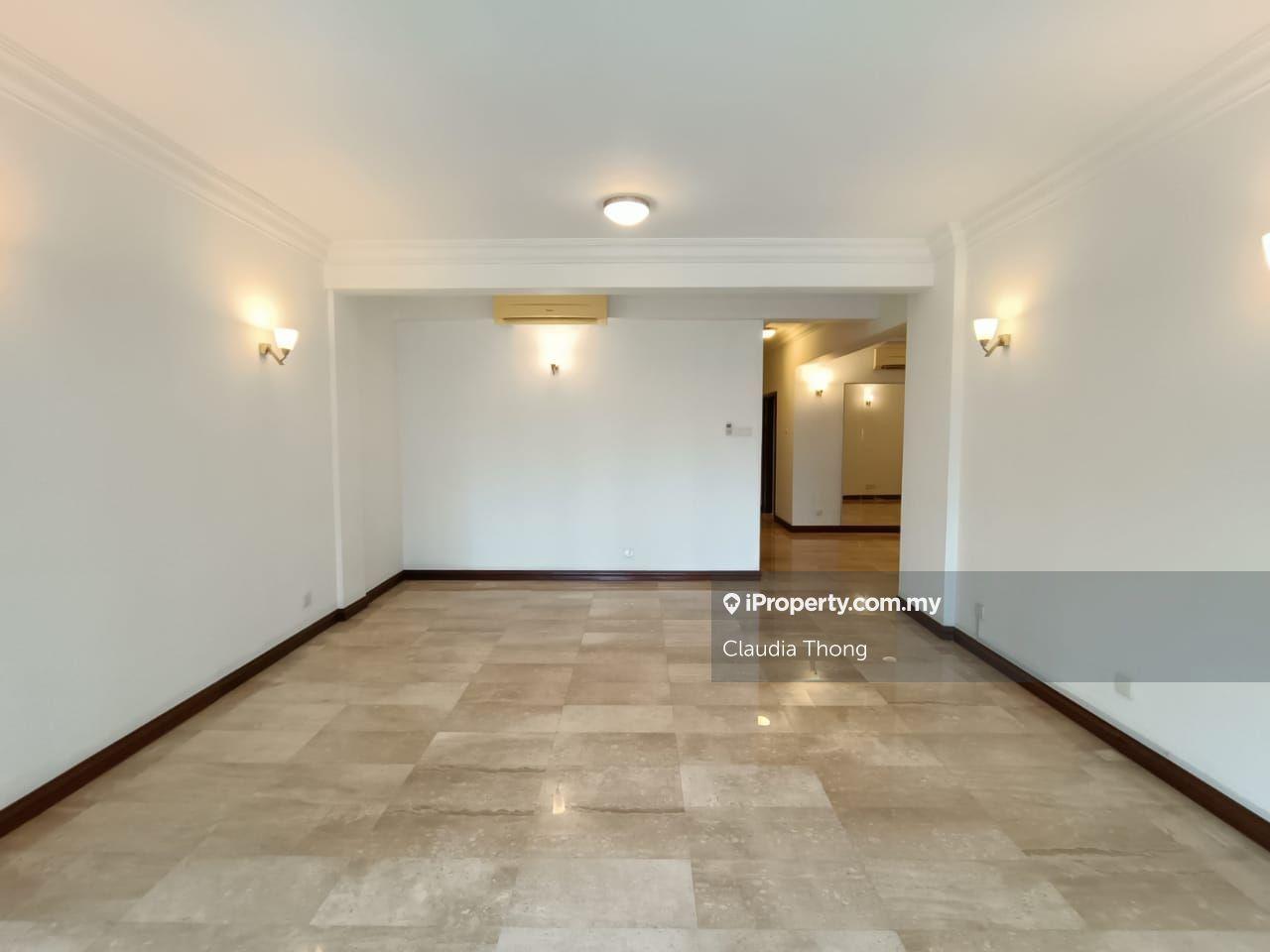 Spacious 4 Bedroom Unit for Rent in Sri Kenny
