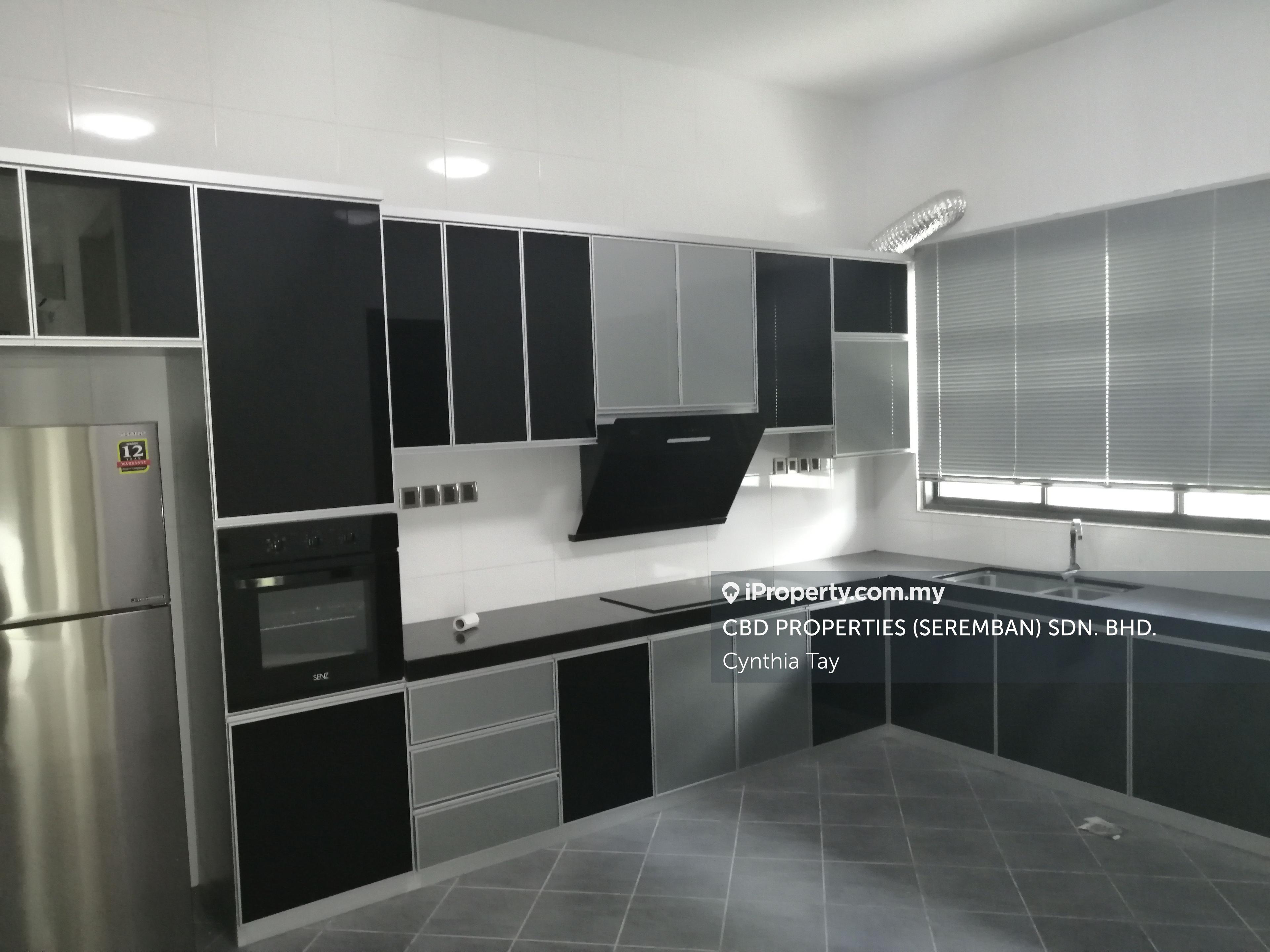 Semi-D house for Rent