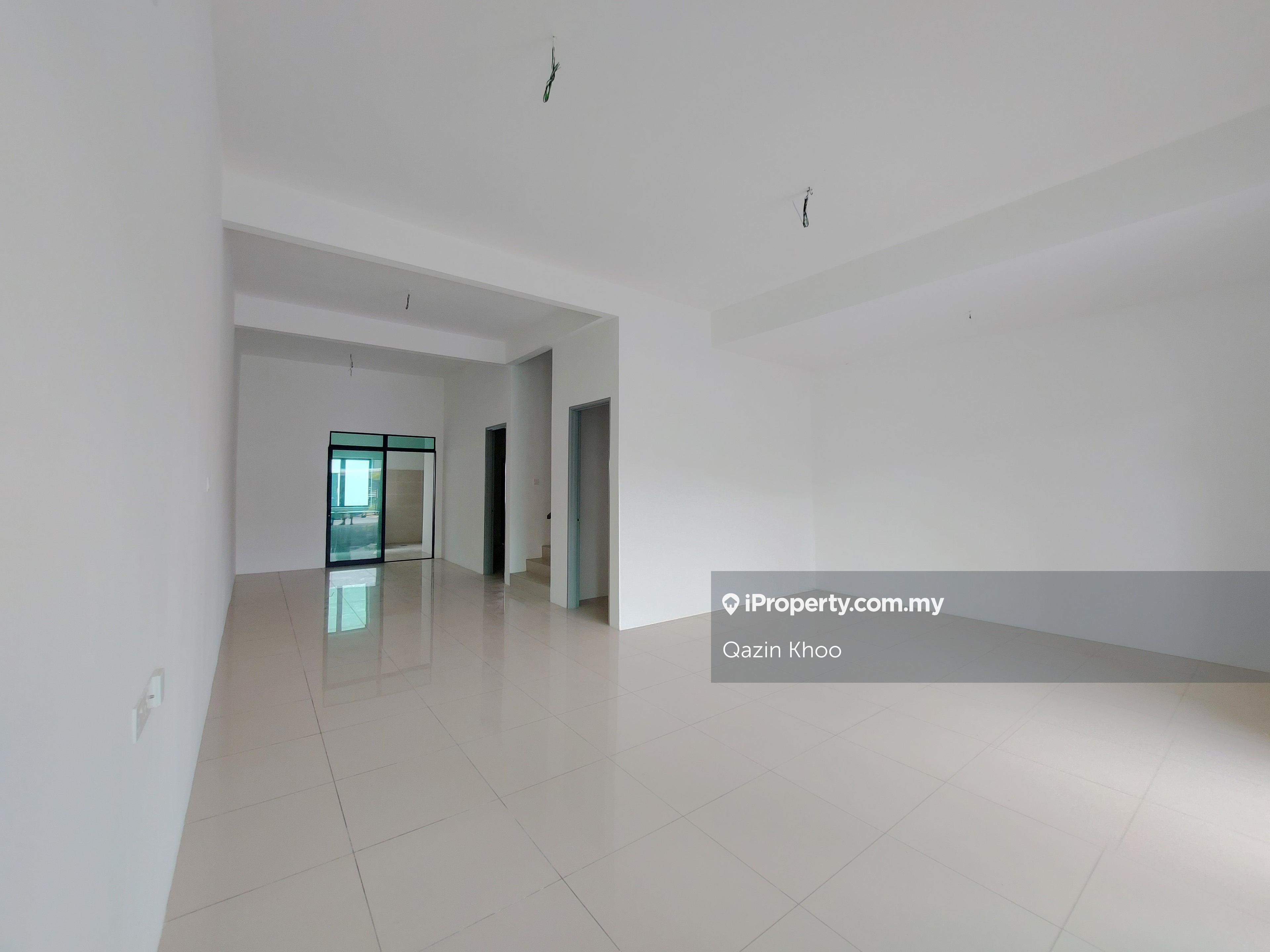 Brand New, Facing Field, High Ceiling, Good Condition, Lahat Baru