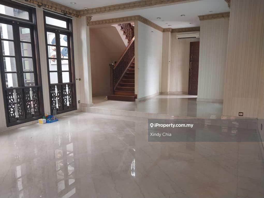 Ampang Jaya 2 stories bungalow sell at price rm 3.2 million