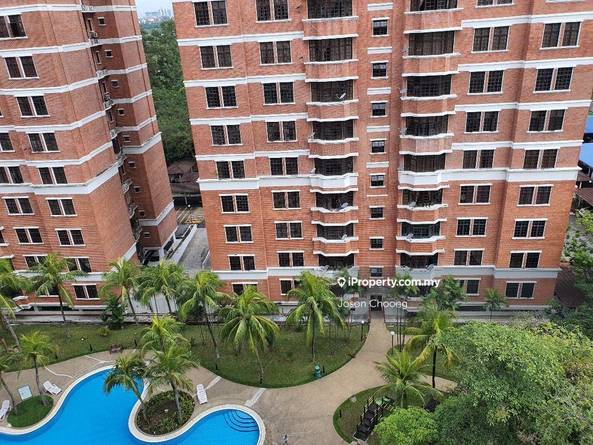 Putra Indah Condominium For Sale, Serdang 