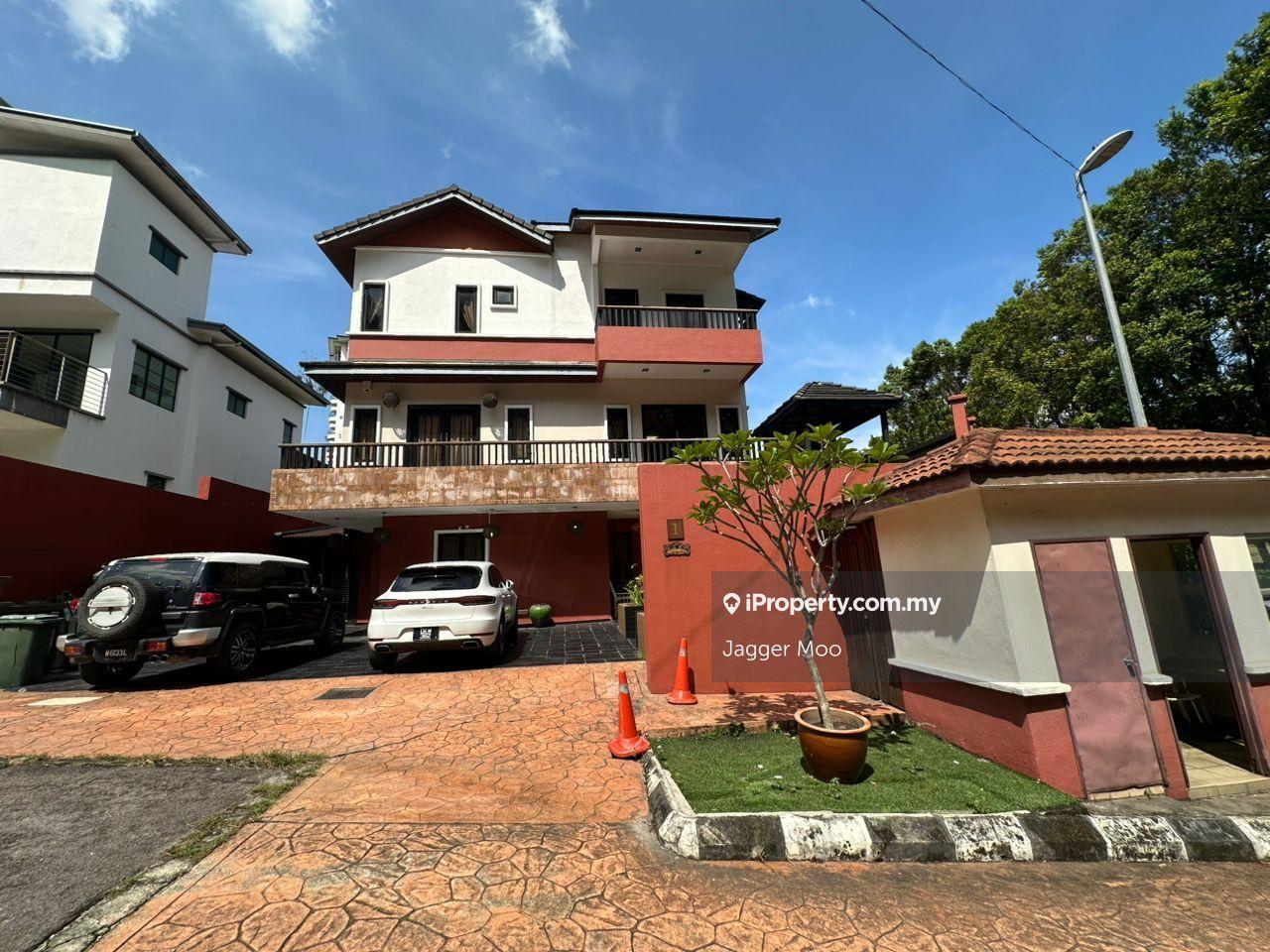 Corner Lot