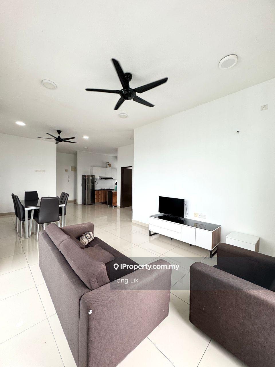 M Condominium @ Larkin High Floor