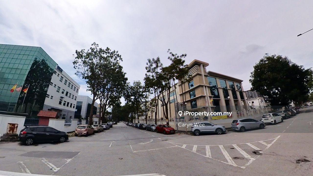 Detached factory with 3-sty office for sale at Hicom Glenmarie