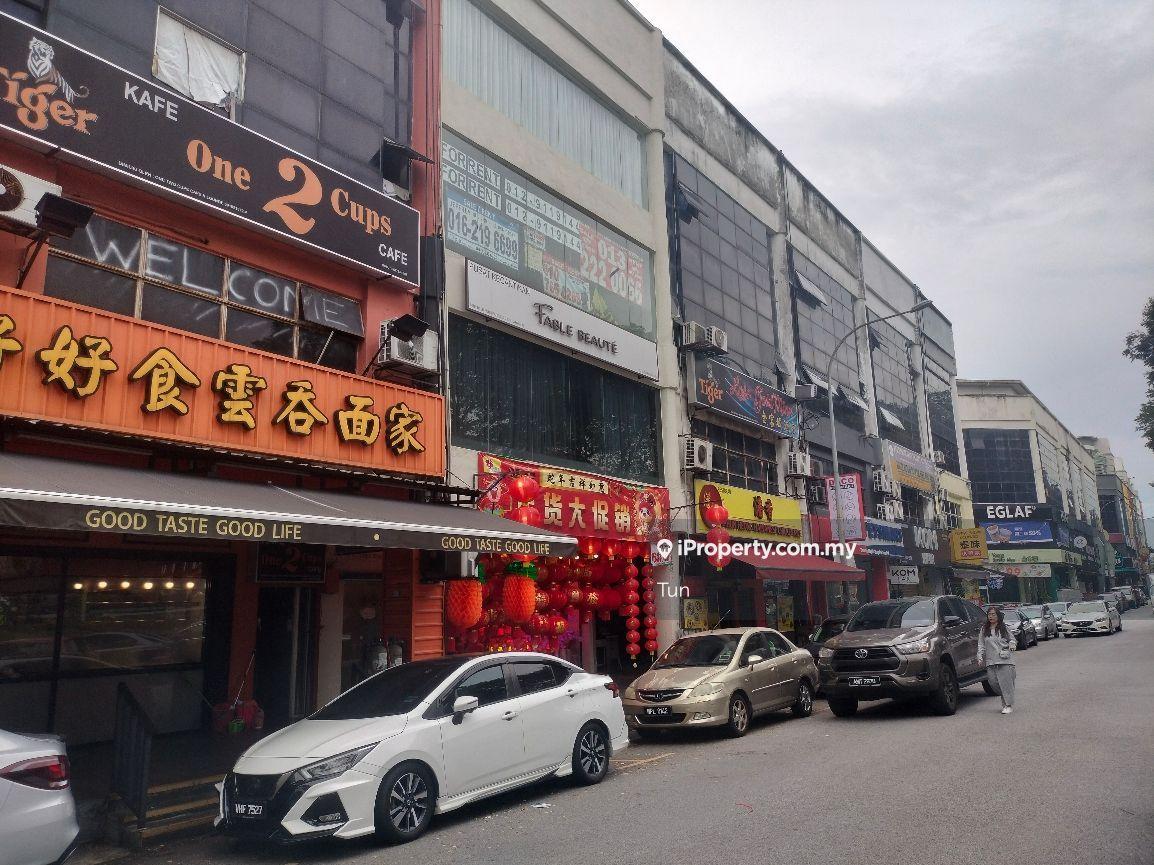 Corner shop with high tenancy for sale