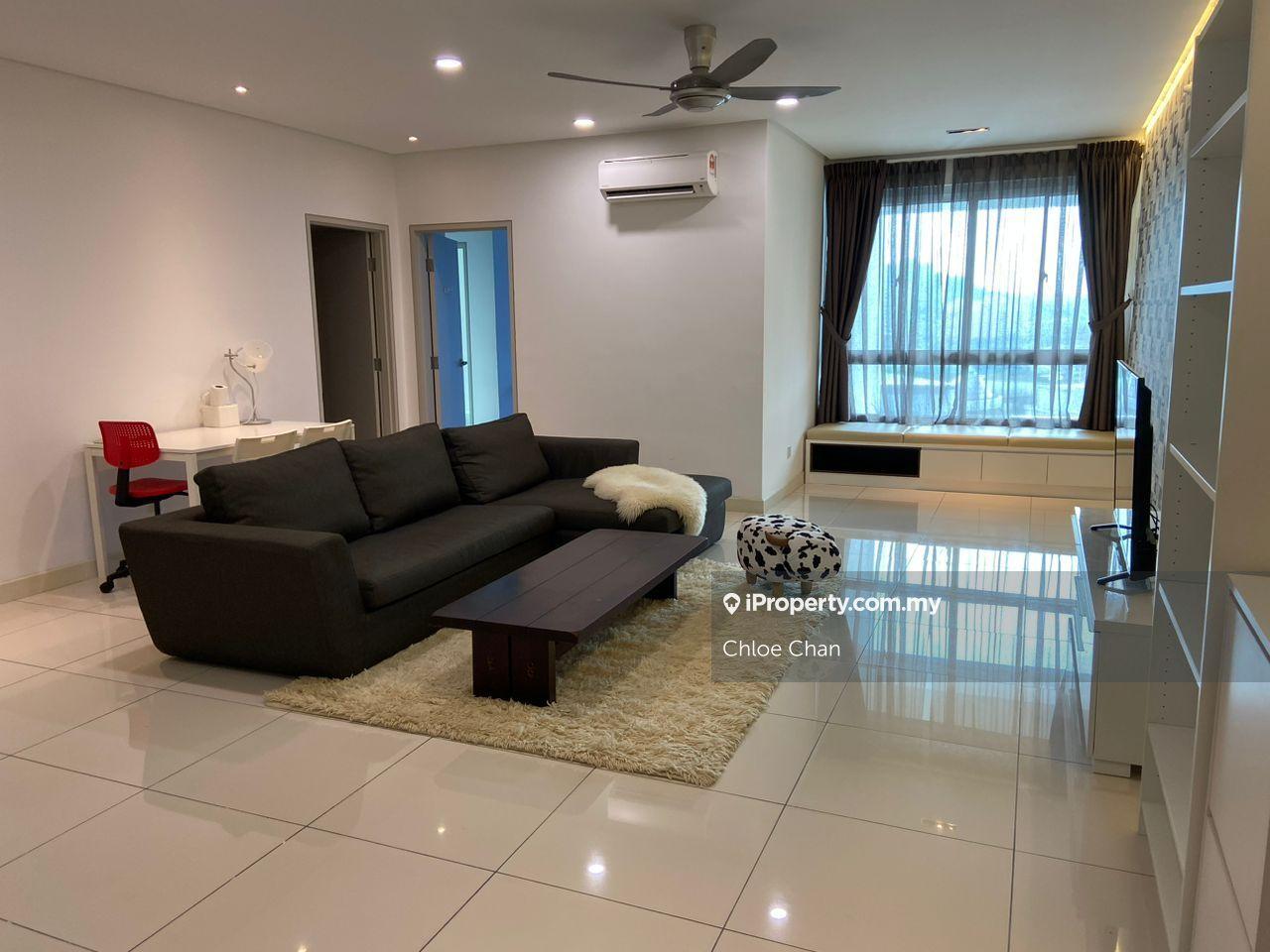 V Residence 3 @ Sunway Velocity 969sf 2r2b Near MRT Unit For Sale