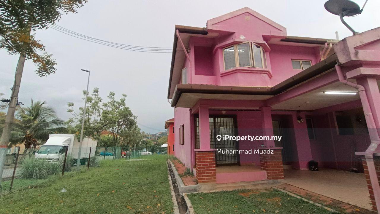 2sty Corner House Facing Playground, Dekat Sekolah Seksyen 7 Shah Alam
