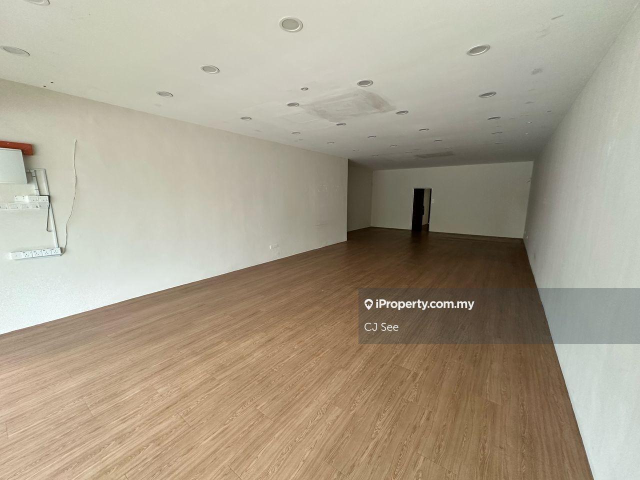 Seria 88 Ground Floor, Good Traffic, Extra Parking