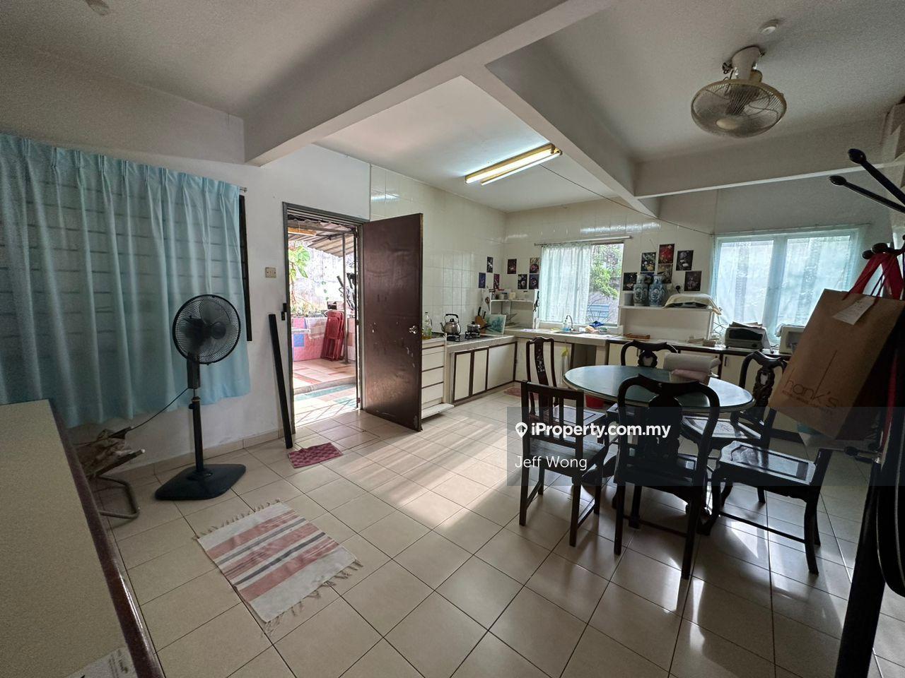 SS 1, Kampung Tunku