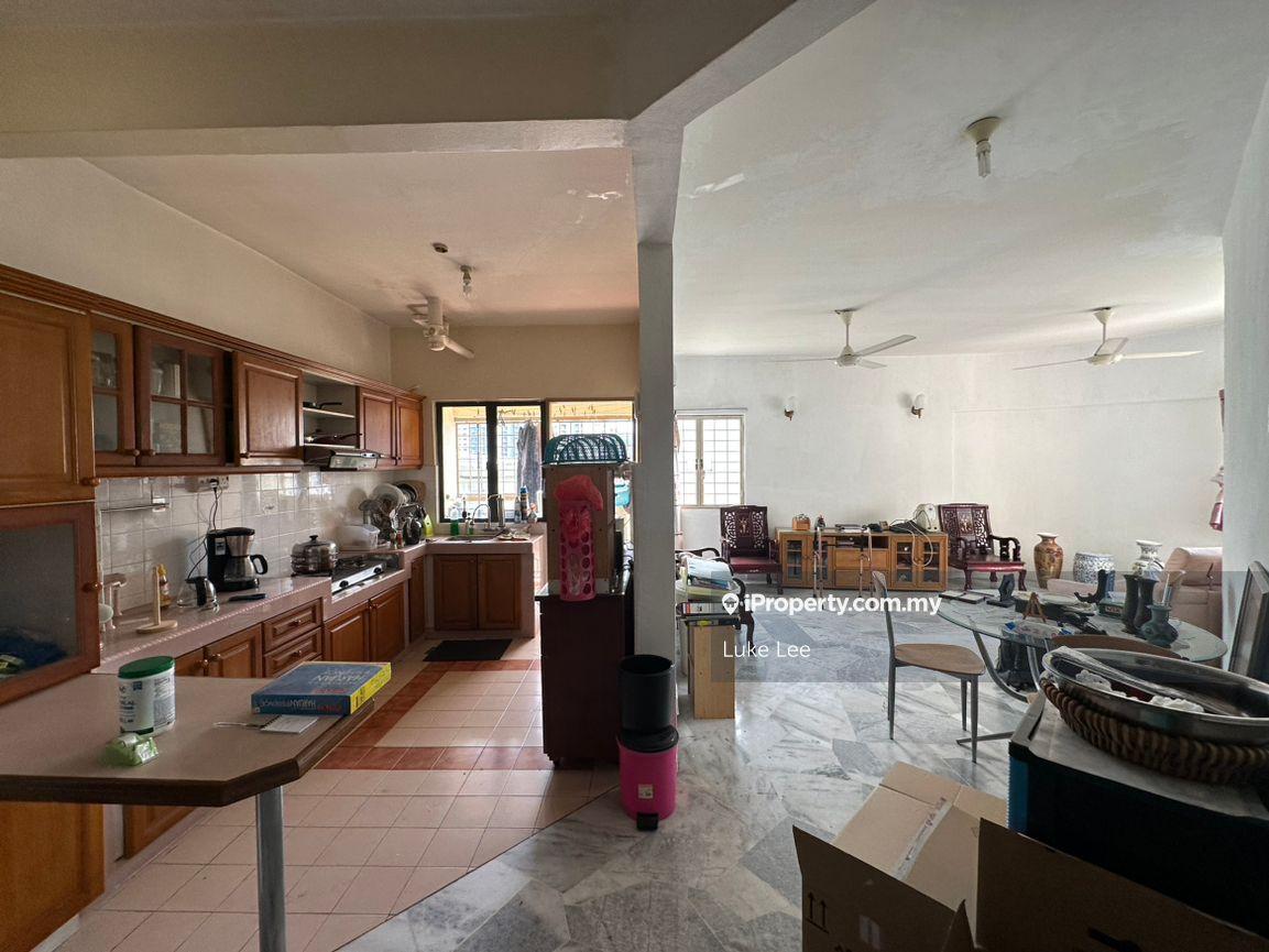 2 rooms furnished condo for rent nearby sunway uni corner unit