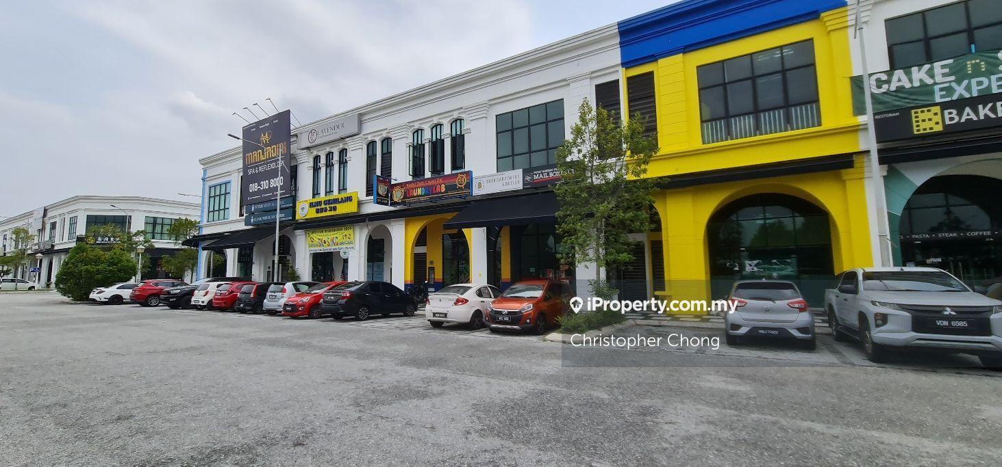 2 Storey Intermediate Shoplot below market price at eco majestic