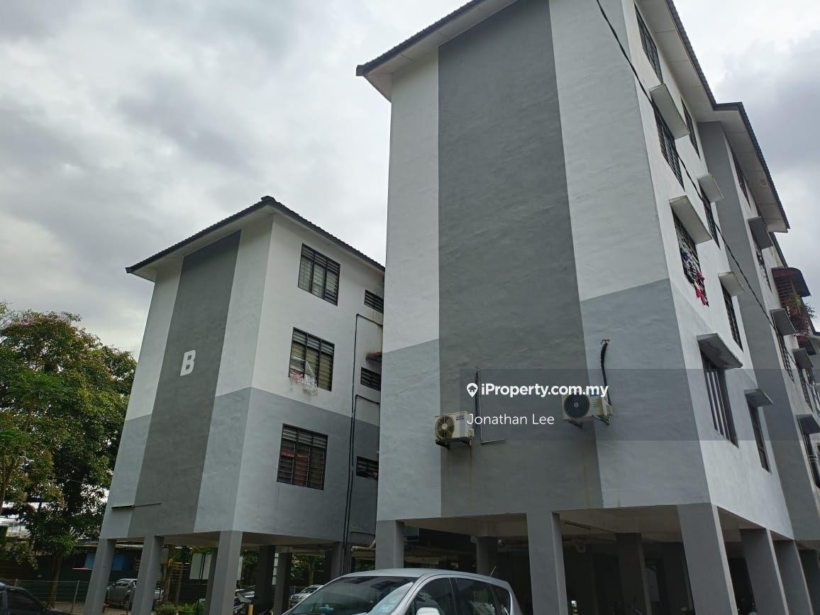 Taman Dasa Flat Senai 