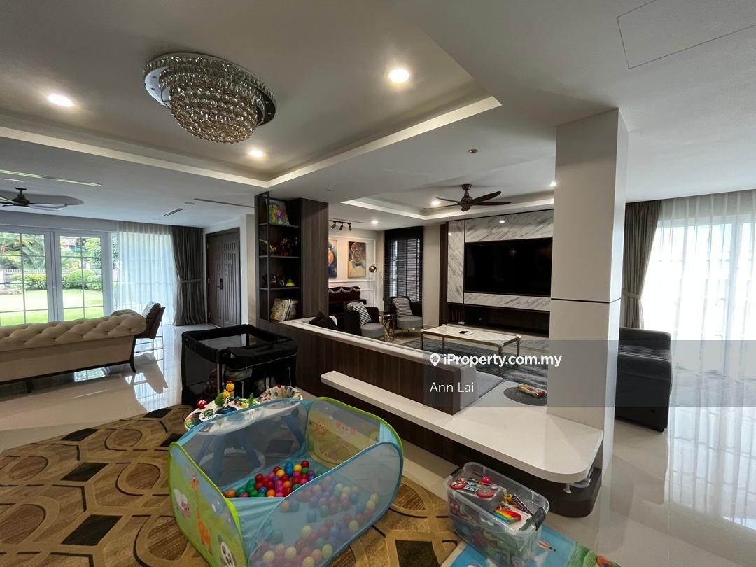 Freehold -Non Bumi Lot -Fully Renovated & Furnished - Individual title