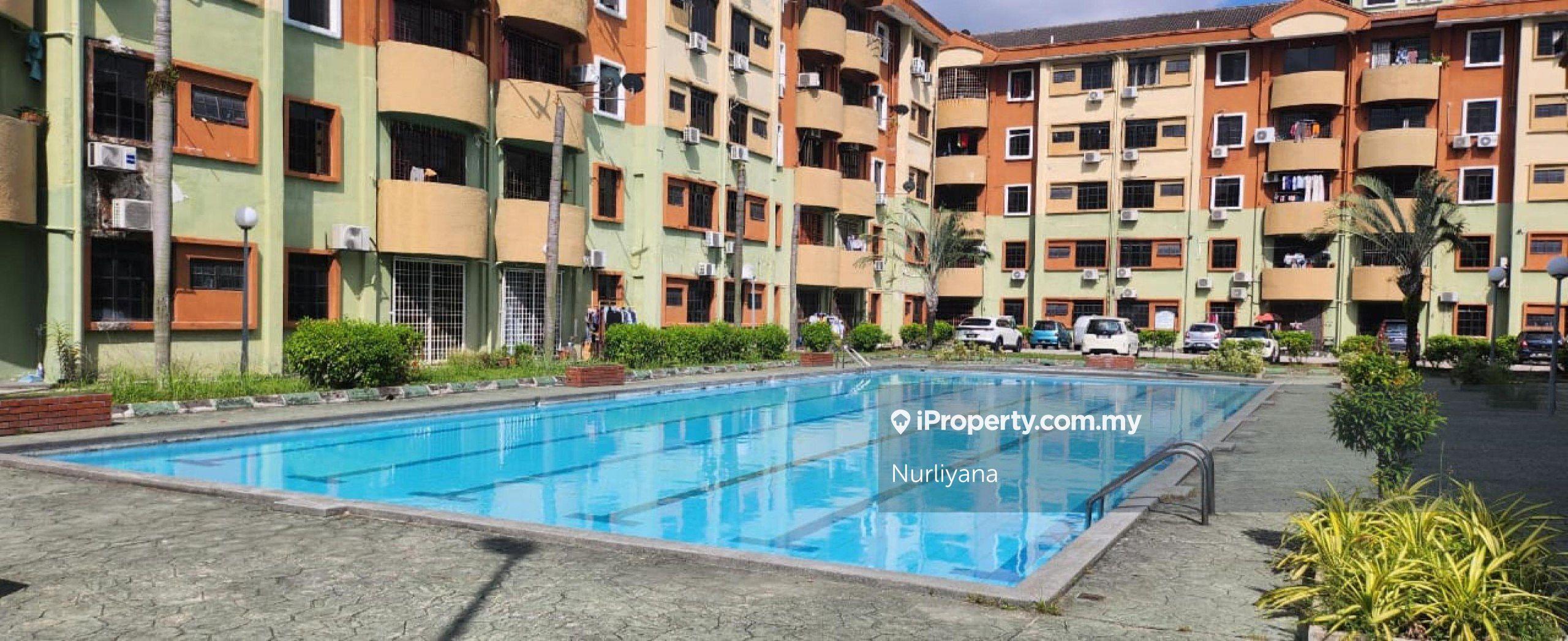 Ground Floor Apartment For Sale @Pangsapuri Sri Pelangi Subang Bestari