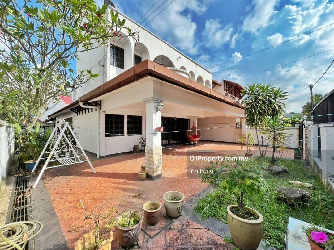 Spacious & Practical Semi-D
